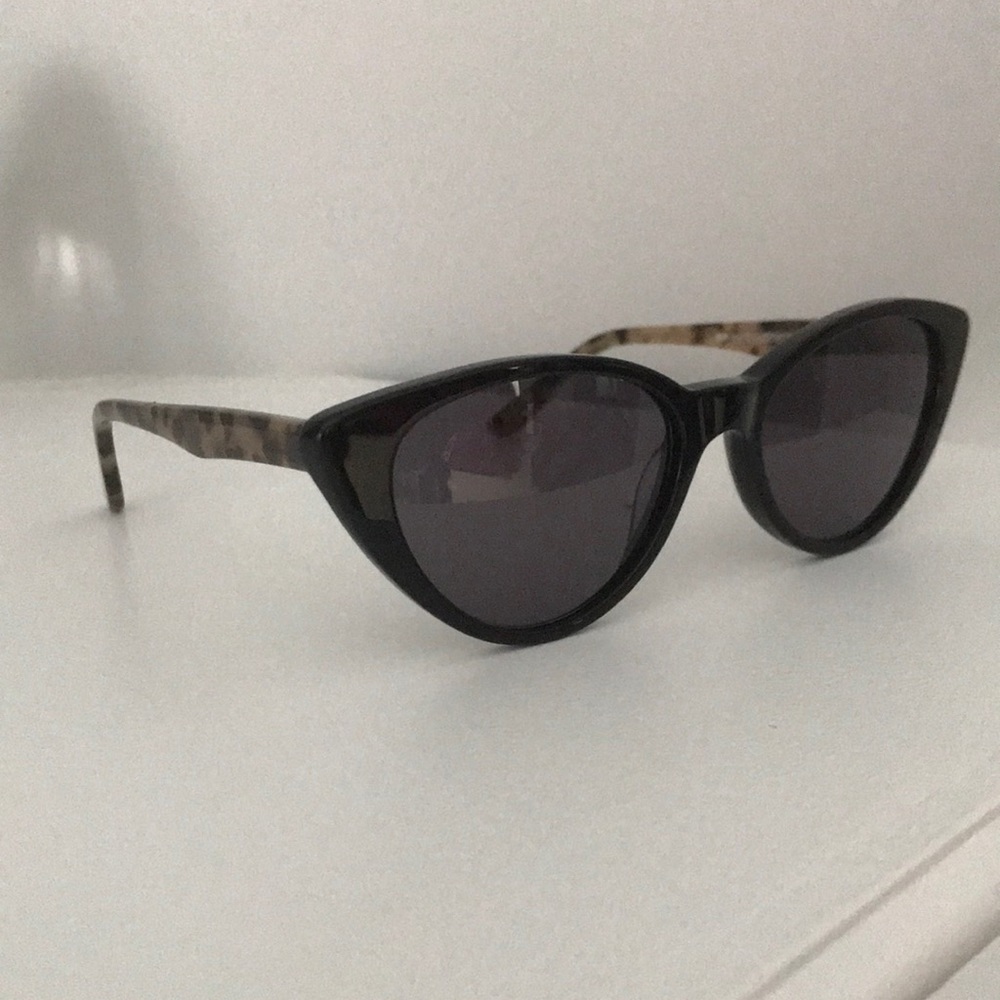 Cat Eye Sunglasses - Picture 2 of 3